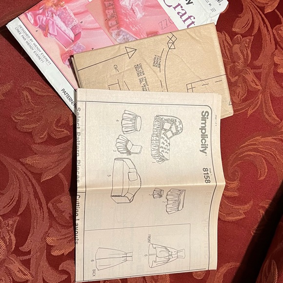 Vintage paper pattern doll bedding by Simplicity - Picture 3 of 5